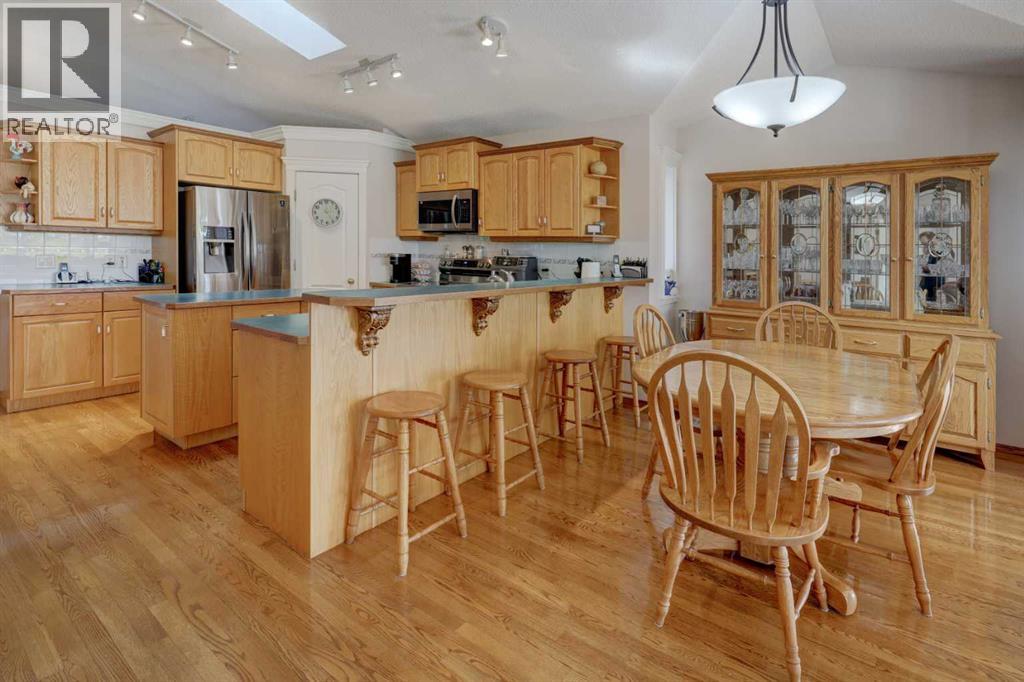 45 Panorama Hills Manor NW, Calgary, Alberta  T3K 5K6 - Photo 5 - A2350493