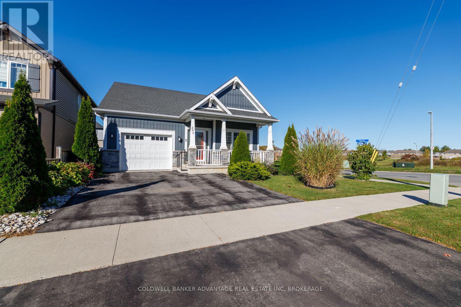 285 South Pelham Road, Welland, Ontario  L3C 0E6 - Photo 3 - X13882076