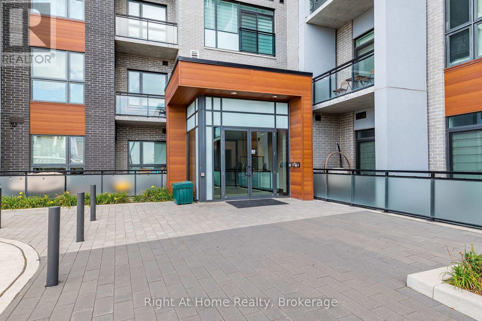 511 - 50 Kaitting Trail, Oakville, Ontario  L6M 5N3 - Photo 3 - W13880462