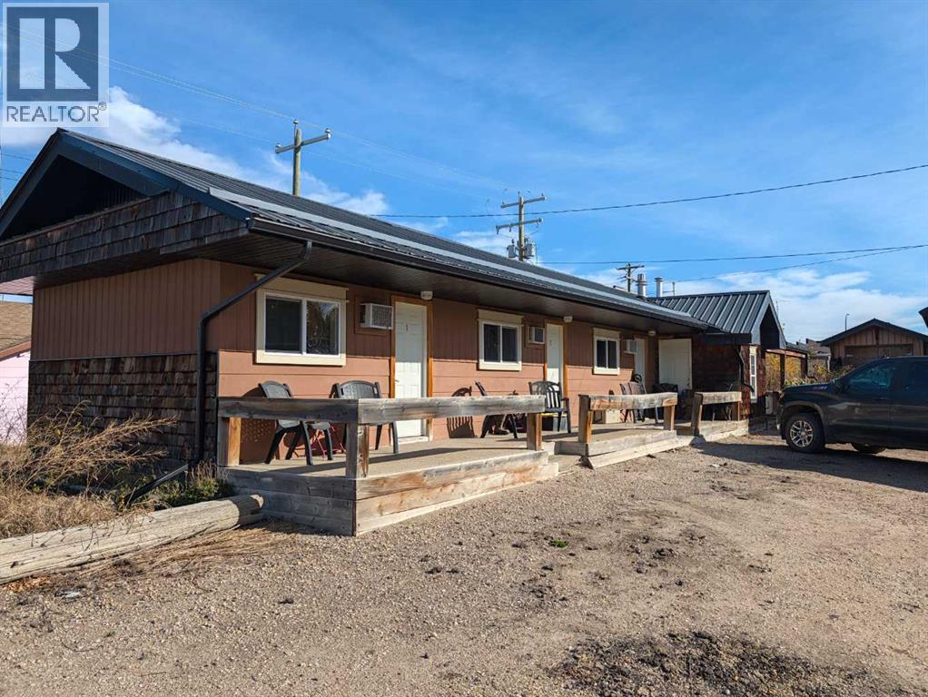 4719 48 Avenue, Sedgewick, Alberta  T0B 4C0 - Photo 3 - A2351253
