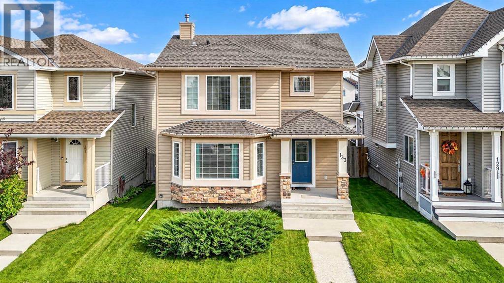 133 Luxstone Place, Airdrie, Alberta  T4B 3C2 - Photo 2 - A2351556