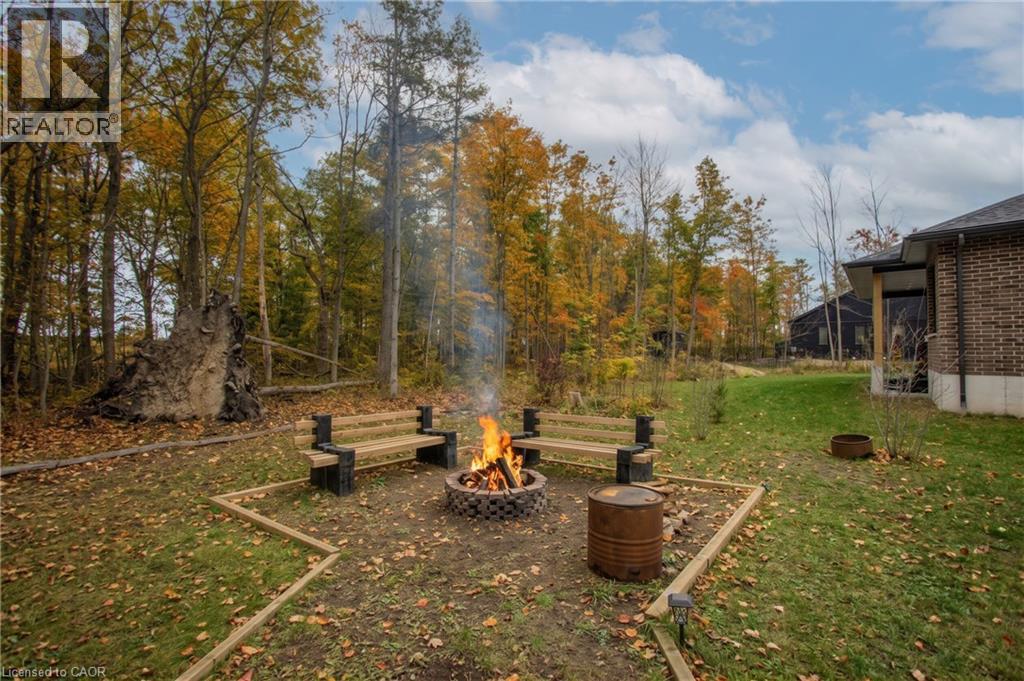 74362 Driftwood Drive, Bayfield, Ontario  N0M 1G0 - Photo 27 - 40869700