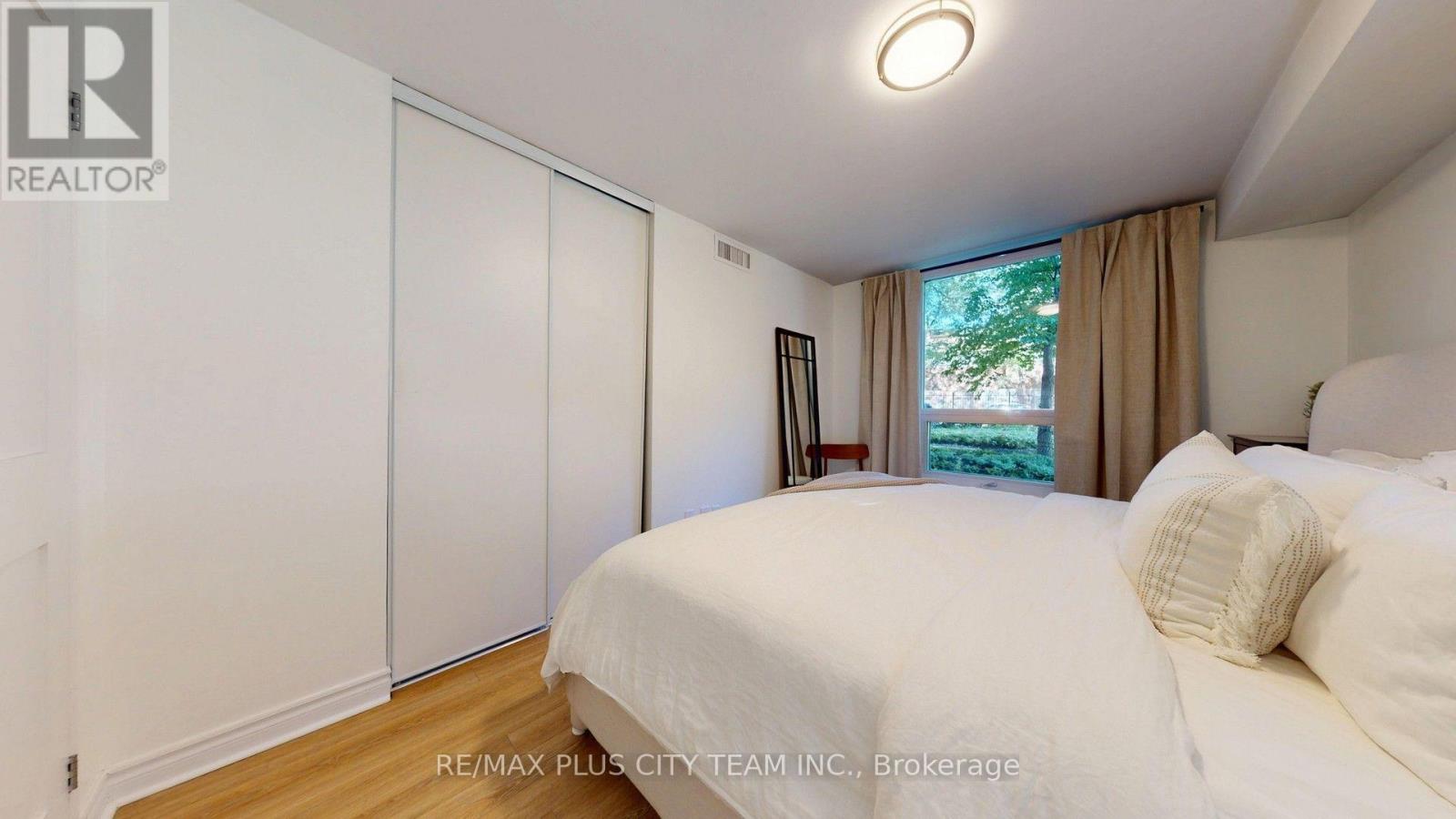 123 - 77 Maitland Place, Toronto, Ontario  M4Y 2V6 - Photo 11 - C13881904