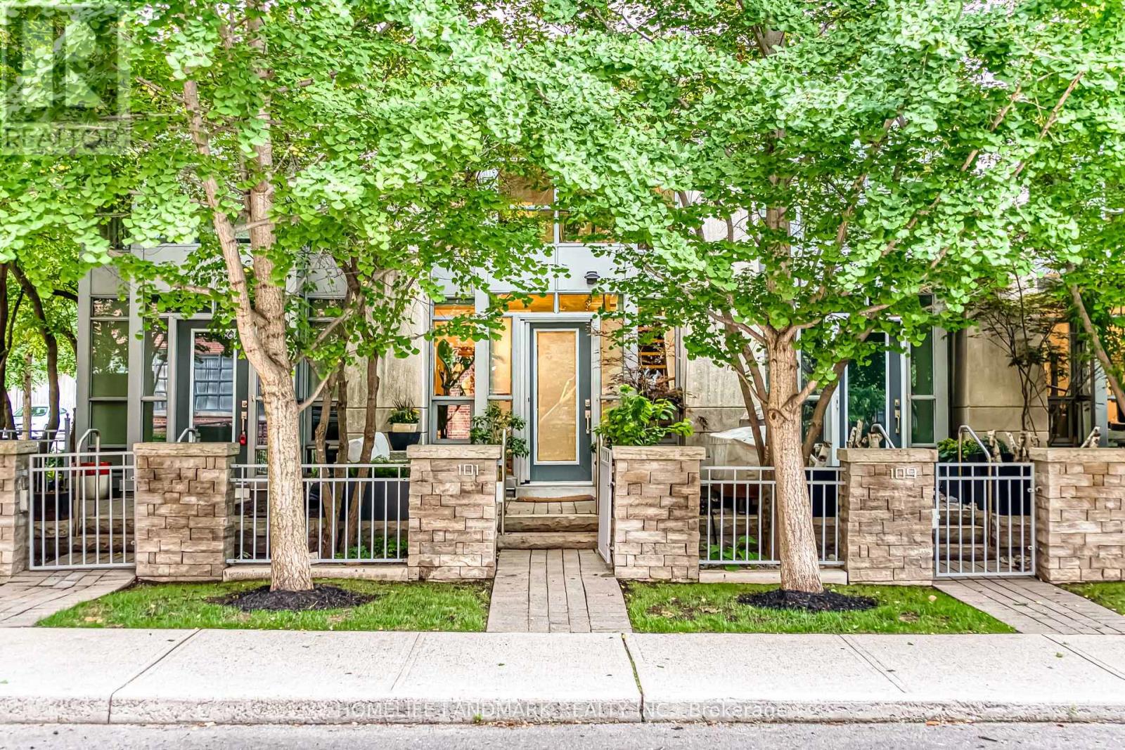 L101 - 150 Homewood Avenue, Toronto, Ontario  M4Y 2J6 - Photo 3 - C13882000