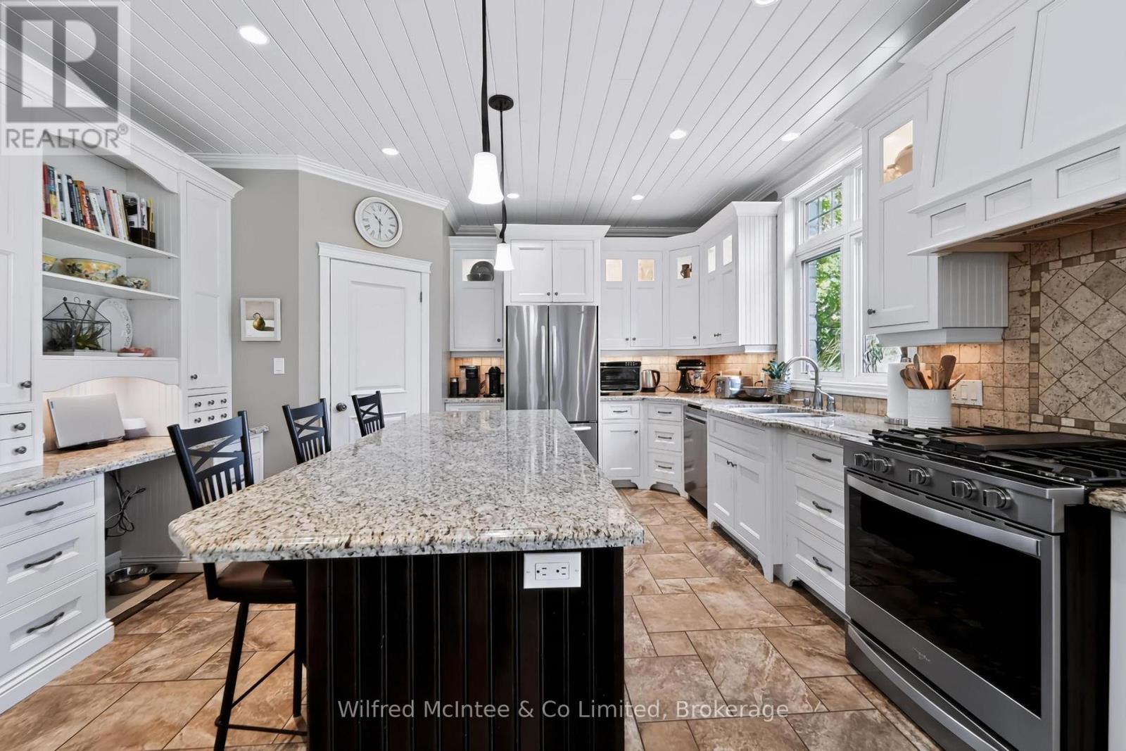 313 Westwood Drive, Brockton, Ontario  N0G 2V0 - Photo 23 - X13881964
