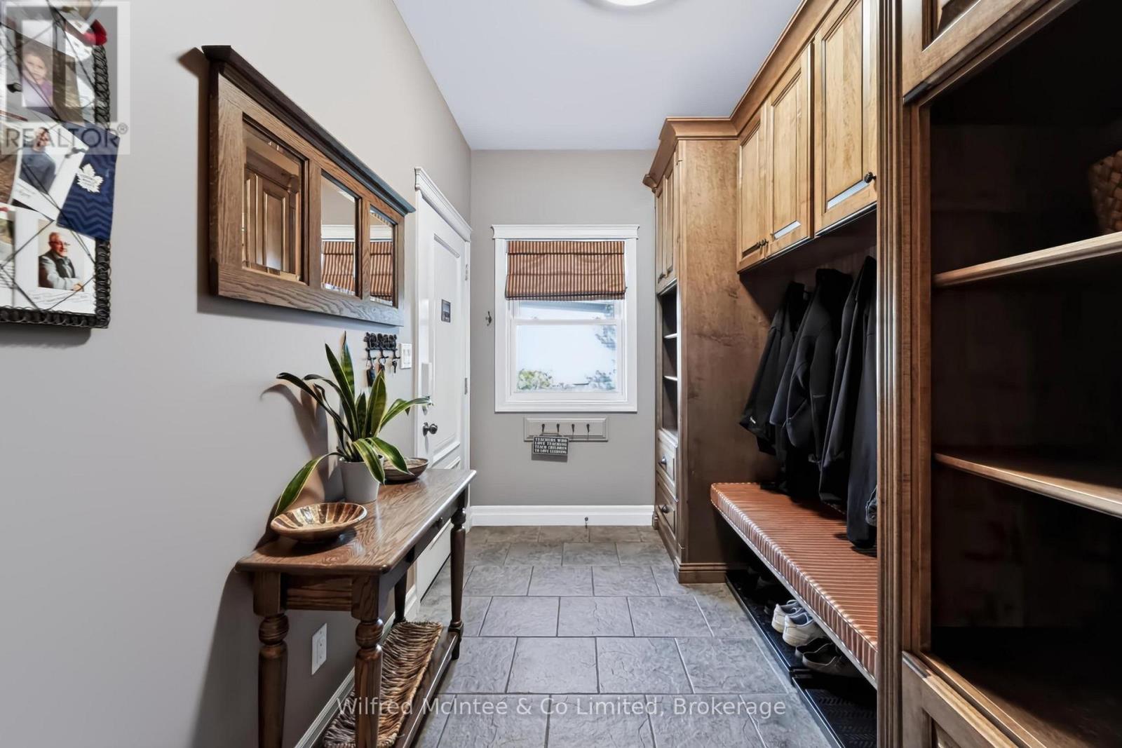 313 Westwood Drive, Brockton, Ontario  N0G 2V0 - Photo 26 - X13881964
