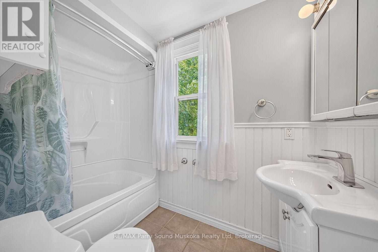 58 William Street, Parry Sound, Ontario  P2A 1V1 - Photo 23 - X13882052