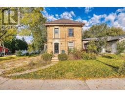 12 TEMPERANCE STREET, Perth East, Ontario