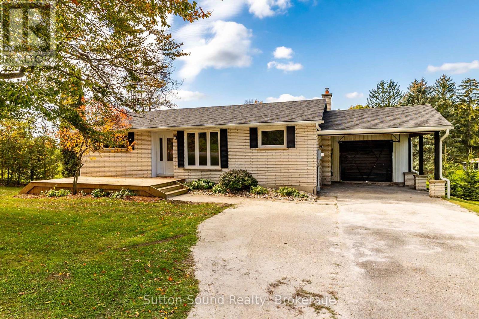 137552 7 Concession, Georgian Bluffs, Ontario  N4K 5N5 - Photo 1 - X13882114