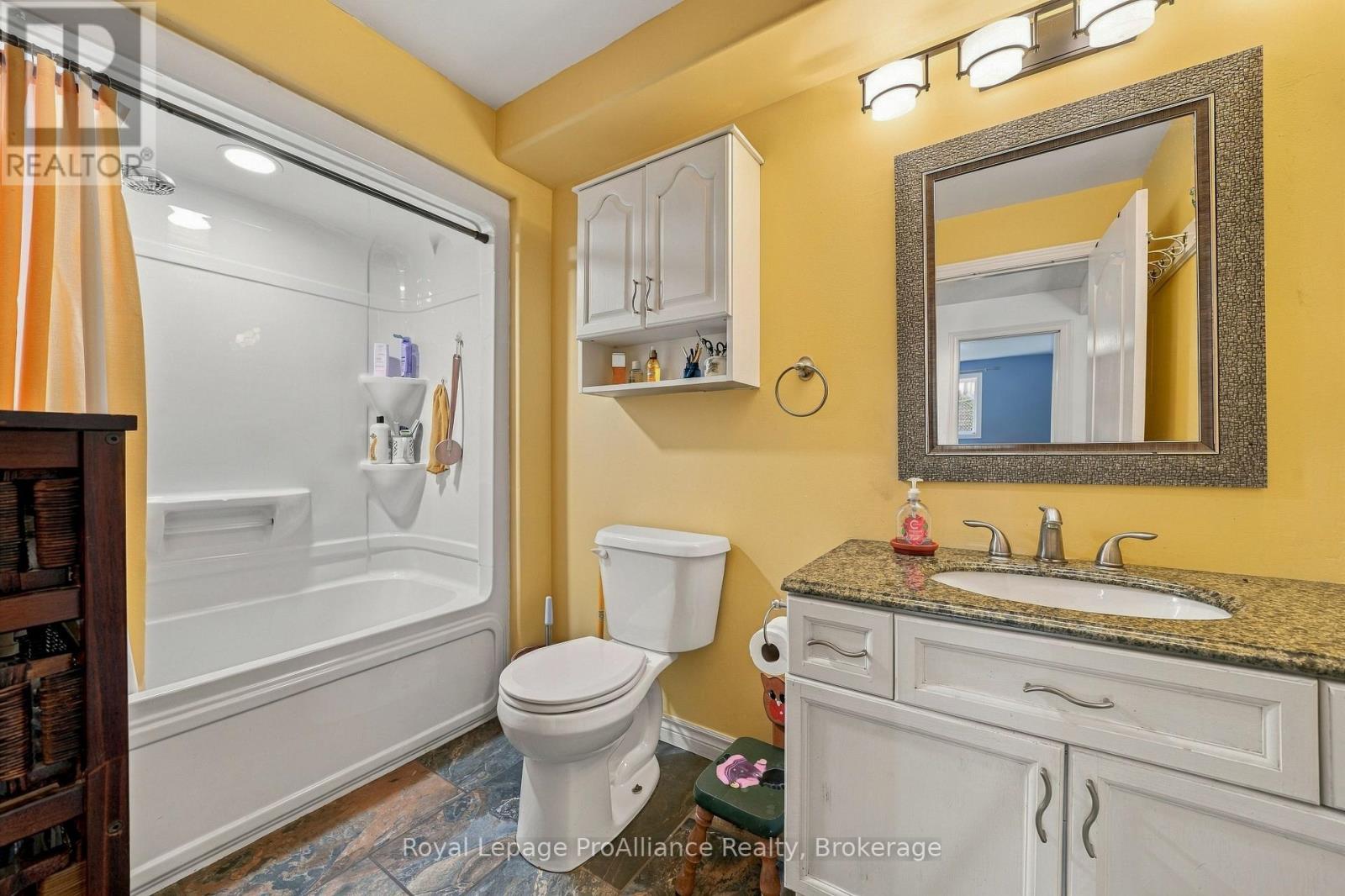 37 Reid Street, Quinte West, Ontario  K8V 5V8 - Photo 30 - X13881910