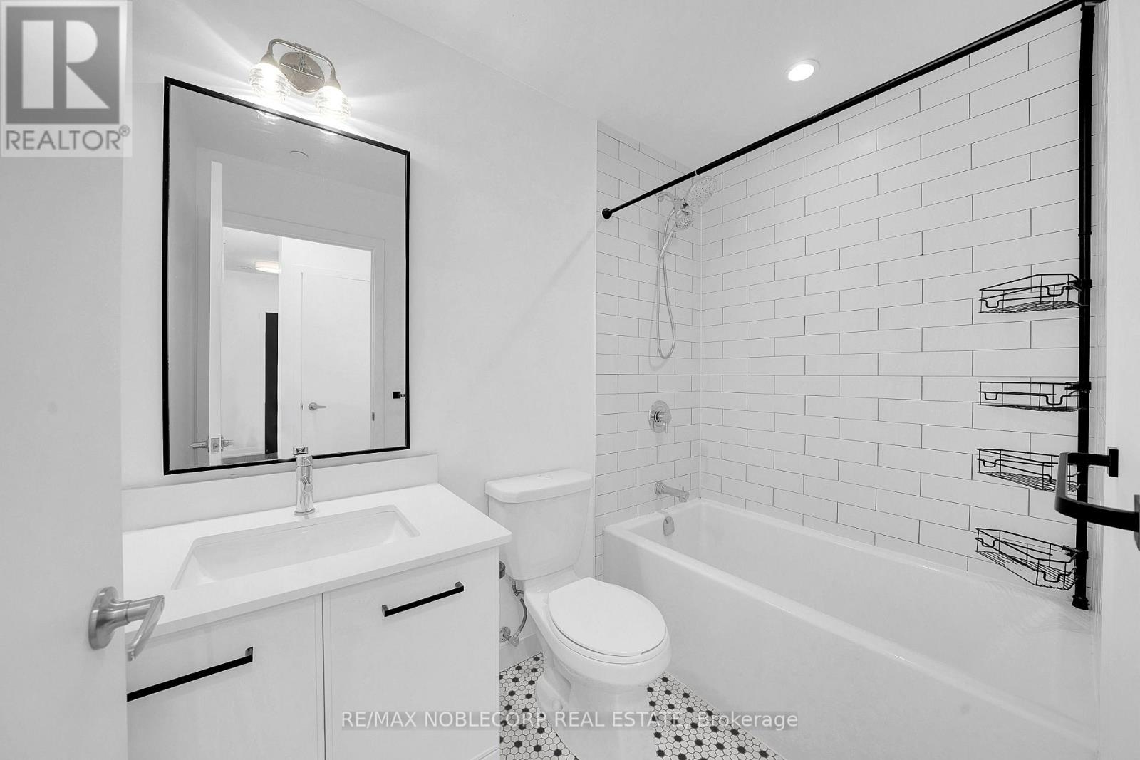 413 - 899 Queen Street, Toronto, Ontario  M4M 0C8 - Photo 10 - E13882172