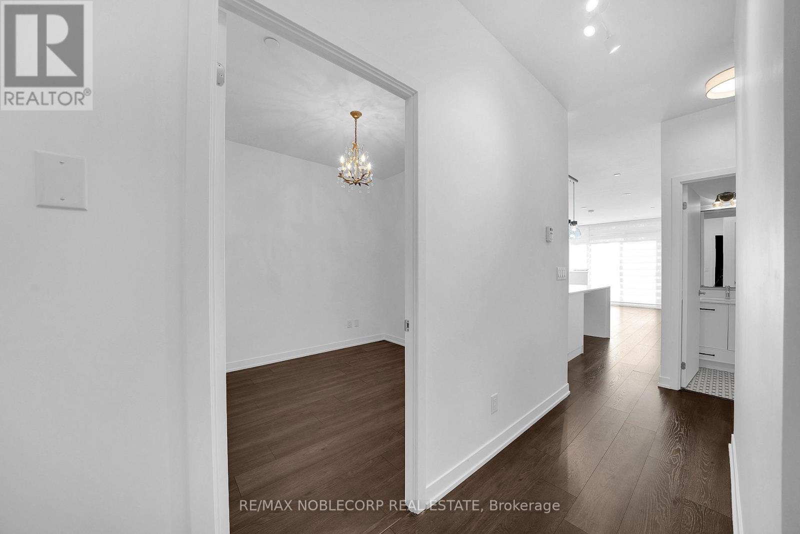 413 - 899 Queen Street, Toronto, Ontario  M4M 0C8 - Photo 9 - E13882172