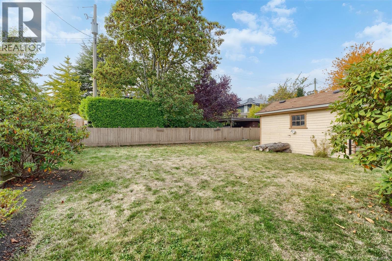 1200 Hampshire Rd, Oak Bay, British Columbia  V8S 4T2 - Photo 32 - 1051330