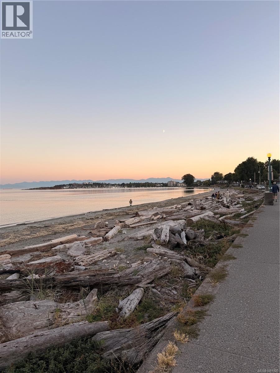 1200 Hampshire Rd, Oak Bay, British Columbia  V8S 4T2 - Photo 51 - 1051330