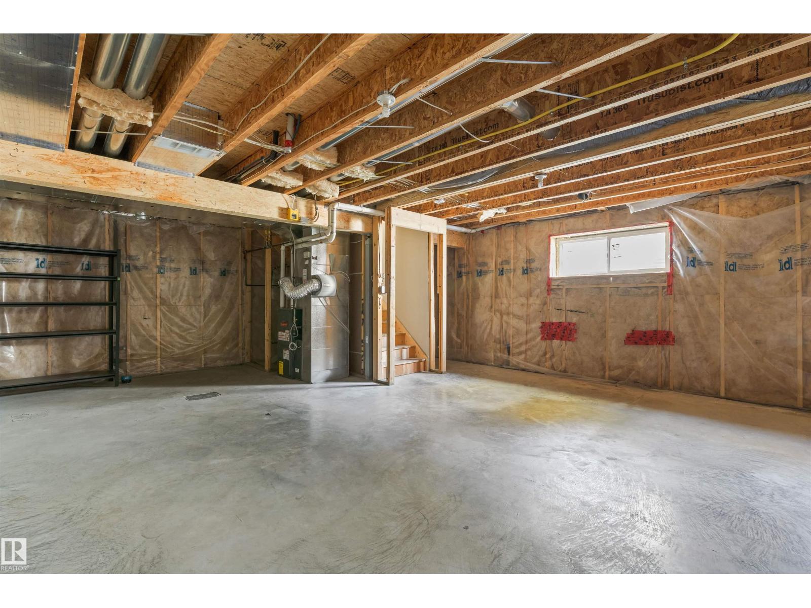 1 ROSEBERRY LN