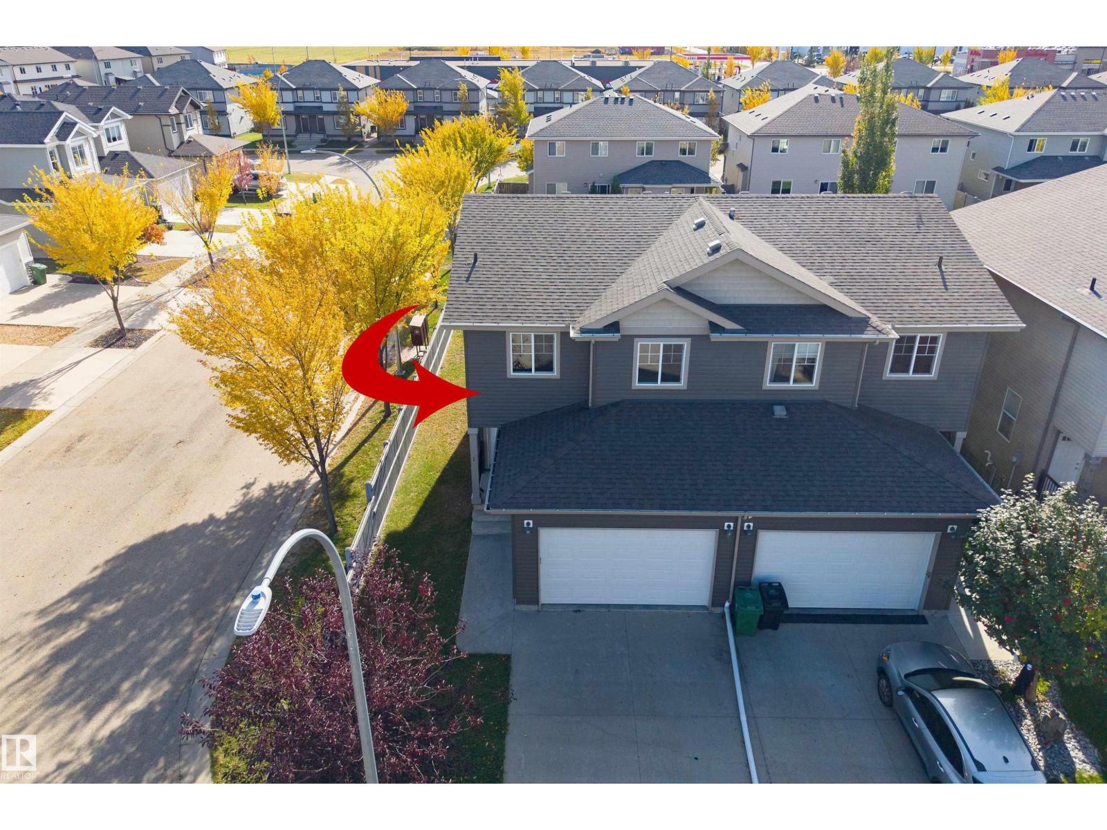 1 ROSEBERRY LN