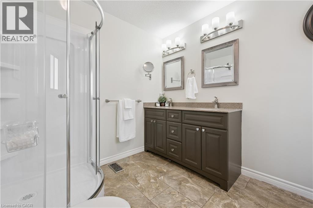 258 Dearborn Boulevard, Waterloo, Ontario  N2J 4Y6 - Photo 26 - 40868847