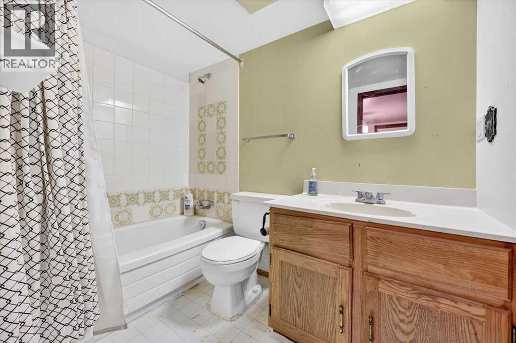 316 Parkland Way SE, Calgary, Alberta  T2J 4L2 - Photo 34 - A2350876