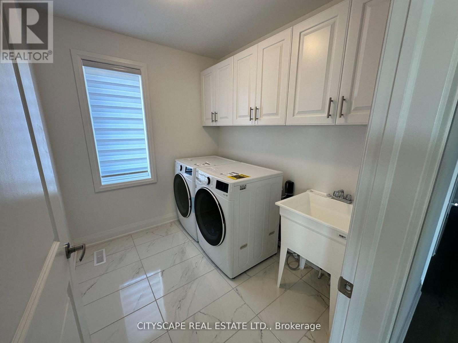 15 Barnyard Trail, Barrie, Ontario  L9J 0Y1 - Photo 21 - S13881960