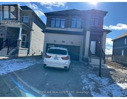 15 BARNYARD TRAIL, Barrie, Ontario