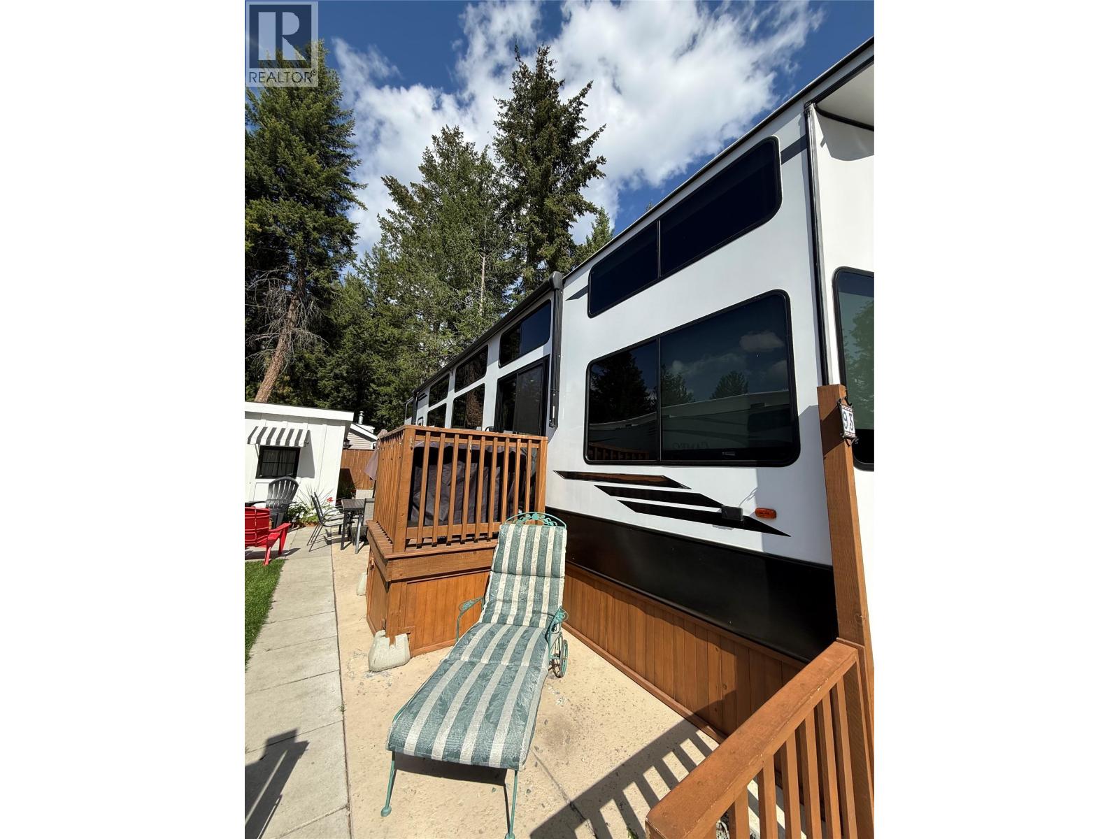 3980 Squilax Anglemont Road Unit# 93