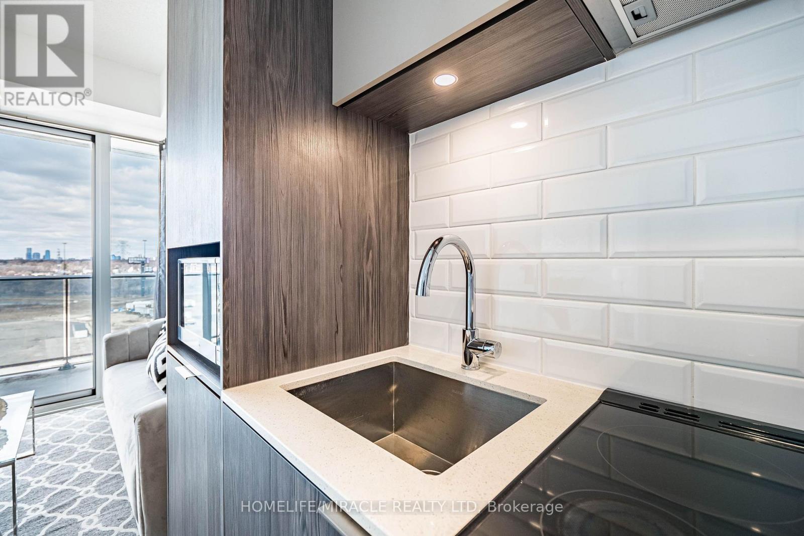 1001 - 70 Annie Craig Drive, Toronto, Ontario  M8V 0G2 - Photo 15 - W13881934
