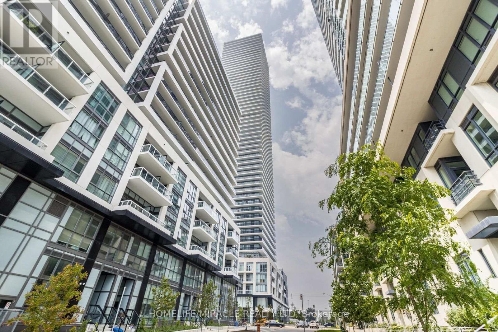 1001 - 70 Annie Craig Drive, Toronto, Ontario  M8V 0G2 - Photo 2 - W13881934