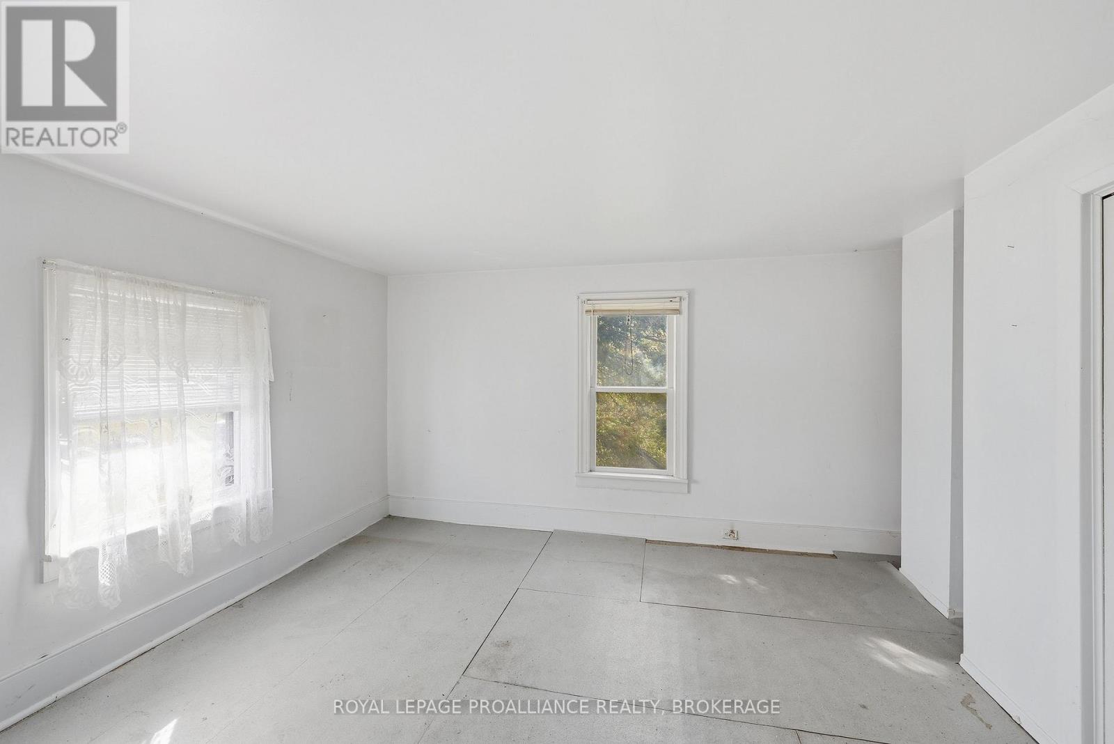 5941 County Road 2, Loyalist, Ontario  K0H 2H0 - Photo 36 - X13881436