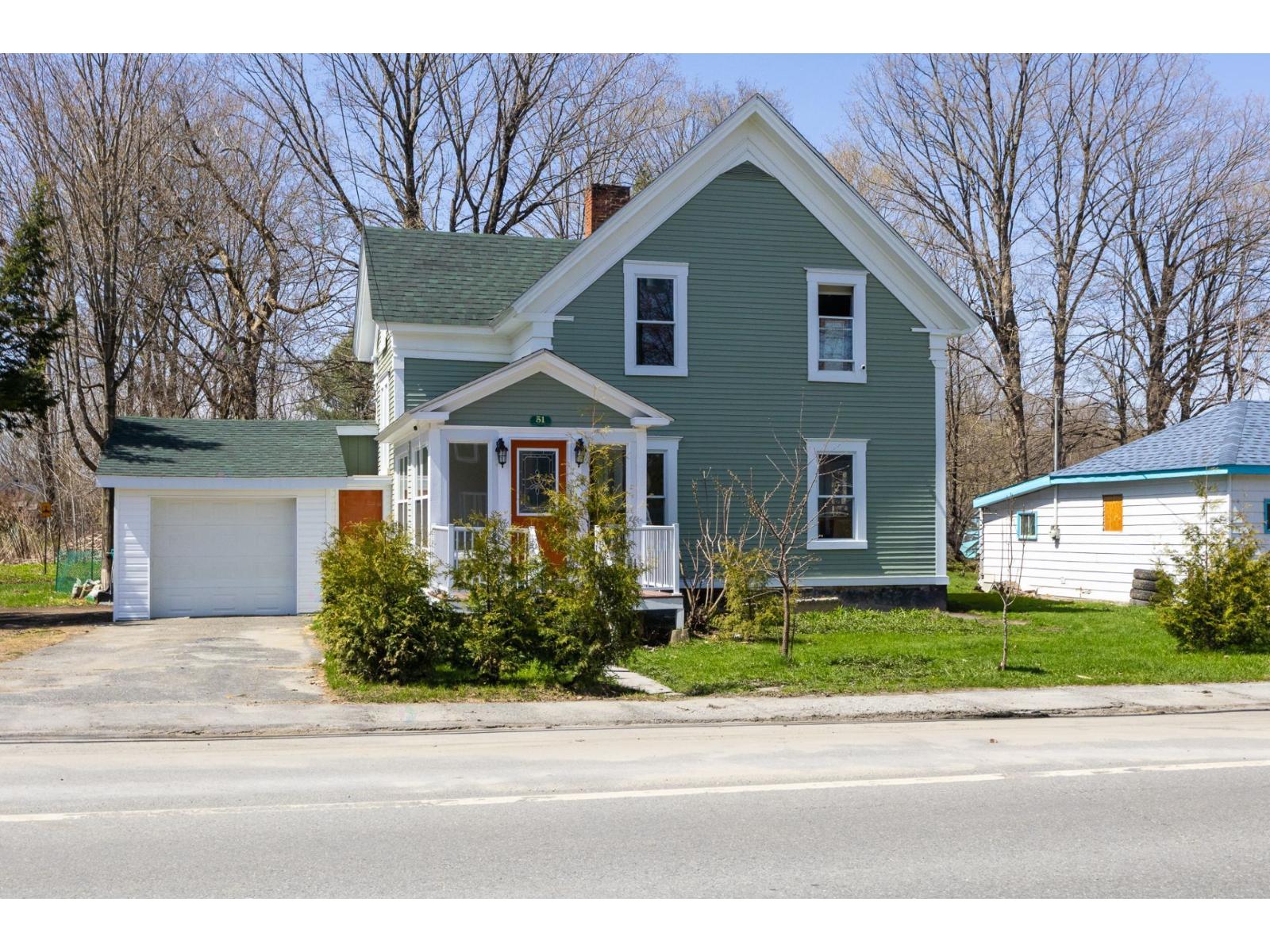 51 Rue Principale Stanstead - Ville Quebec Canada J0B1E0 4