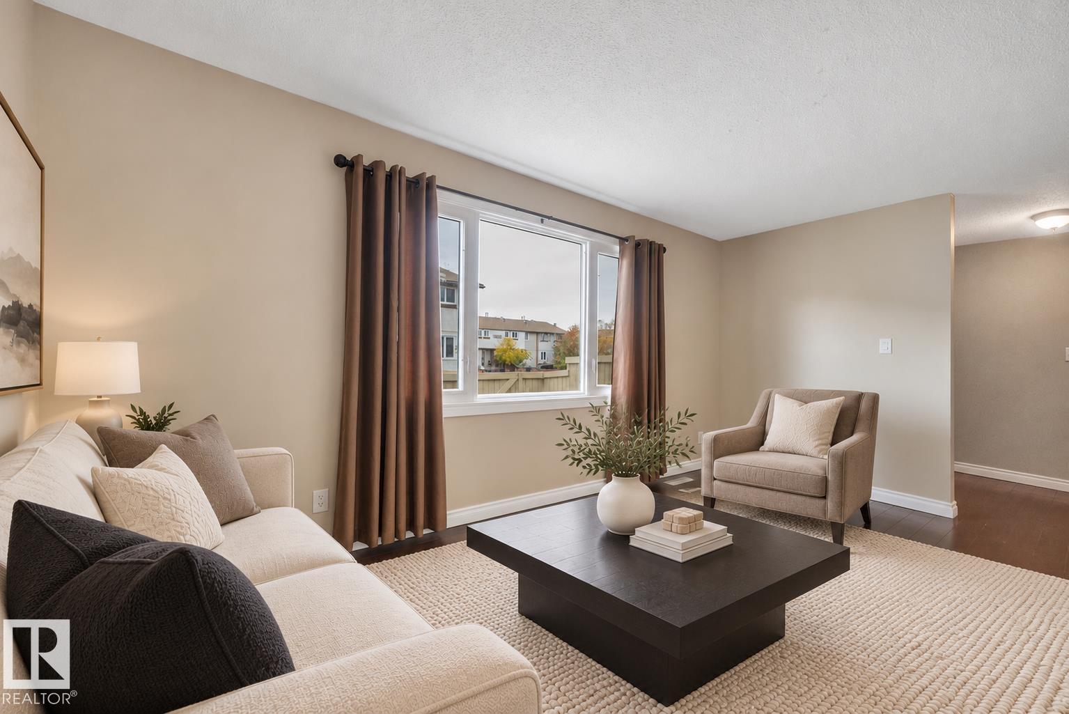 #8 14130 80 ST NW