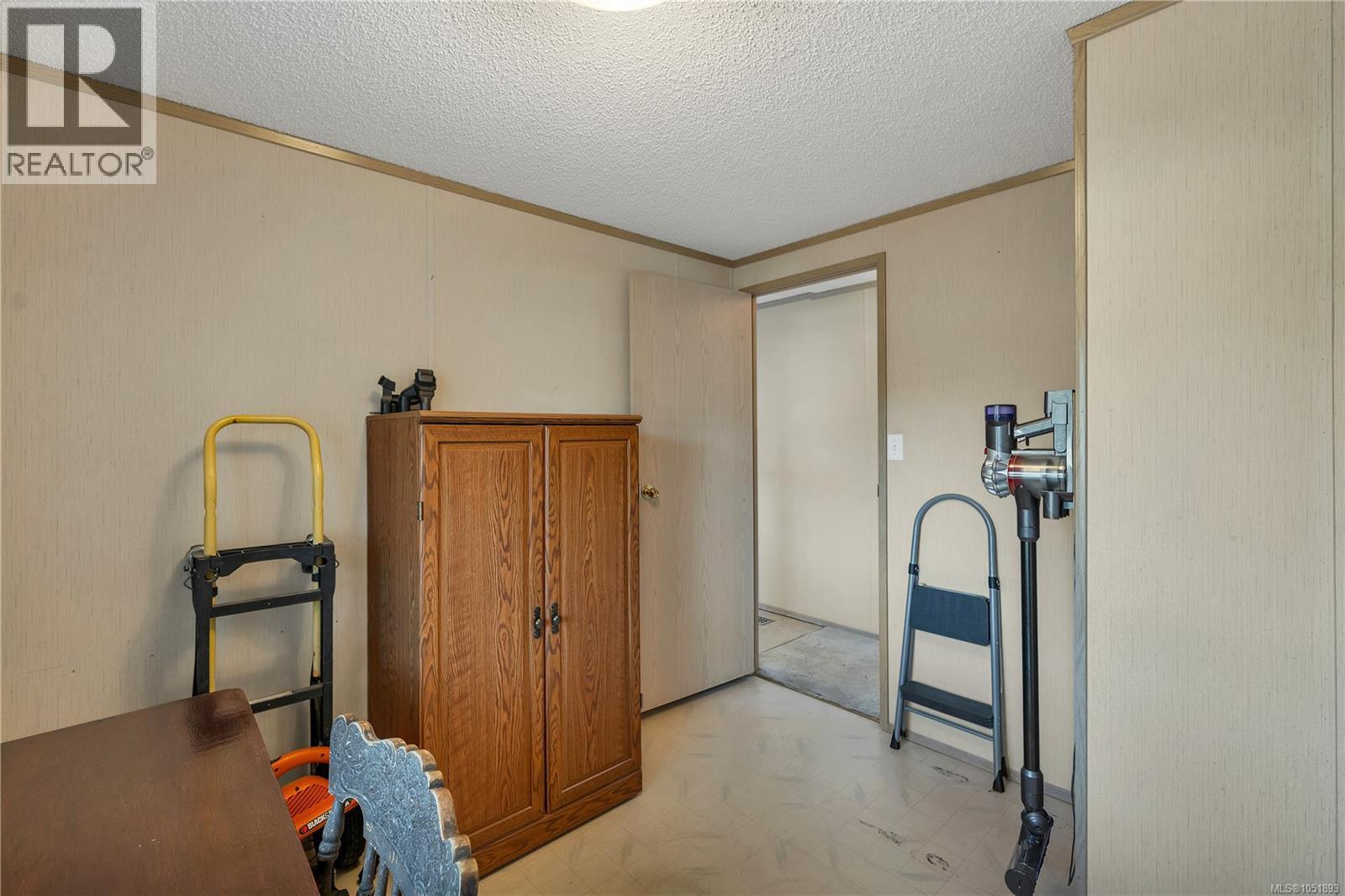 204 3120 ISLAND Hwy