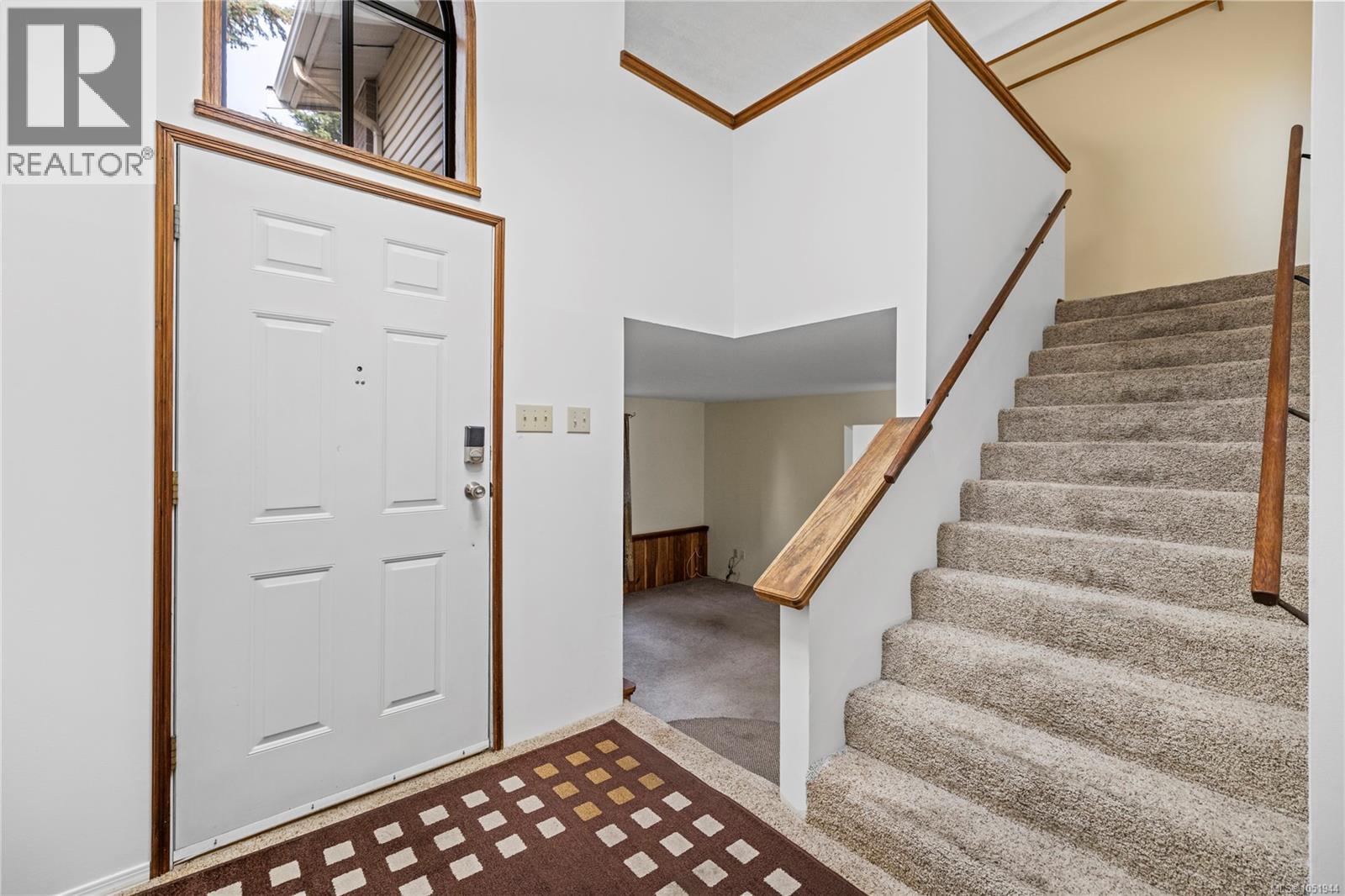 443 Hoylake Rd W