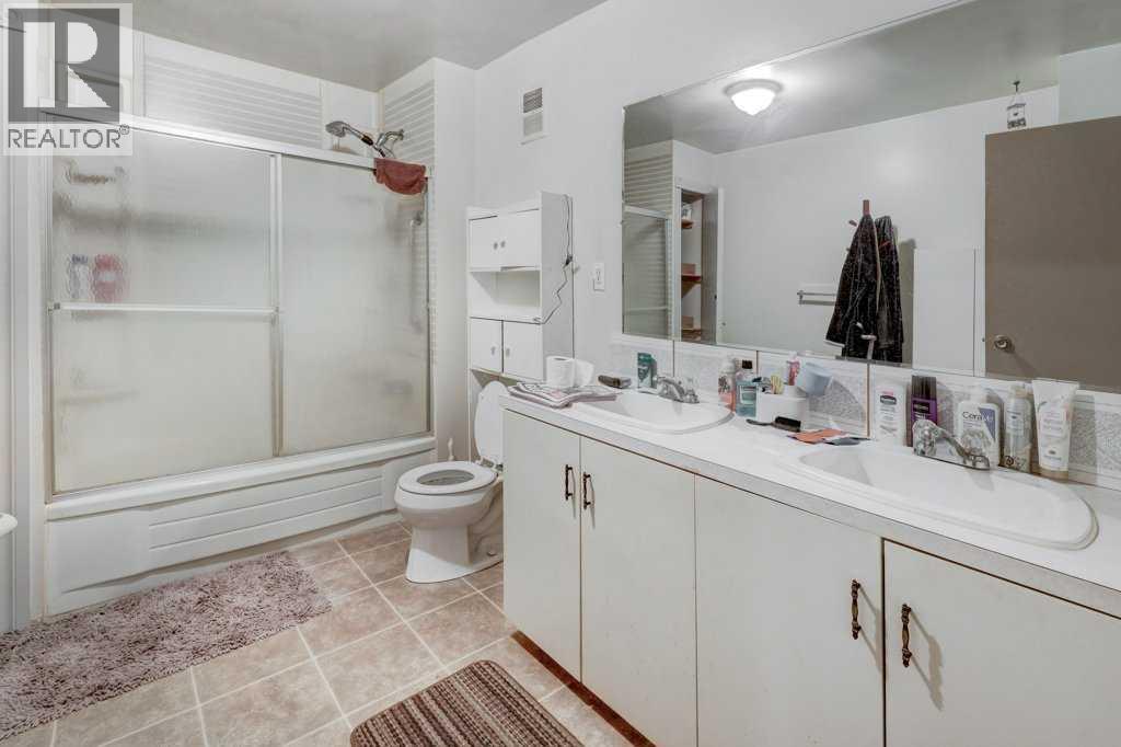 1013 Chisholm Avenue
