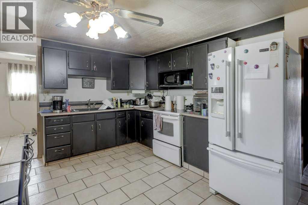 1013 Chisholm Avenue