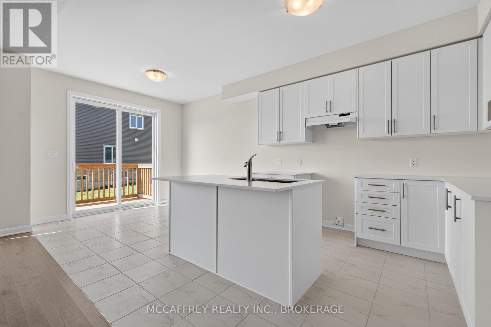 19 Oakmont Drive, Loyalist, Ontario  K0H 1G0 - Photo 14 - X13882238