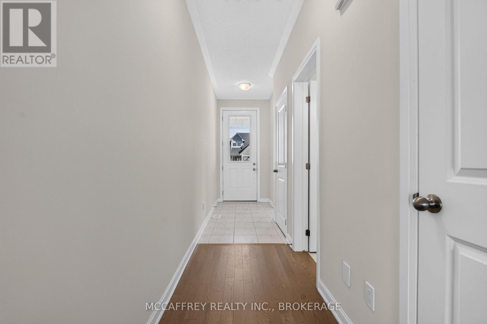 19 Oakmont Drive, Loyalist, Ontario  K0H 1G0 - Photo 3 - X13882238
