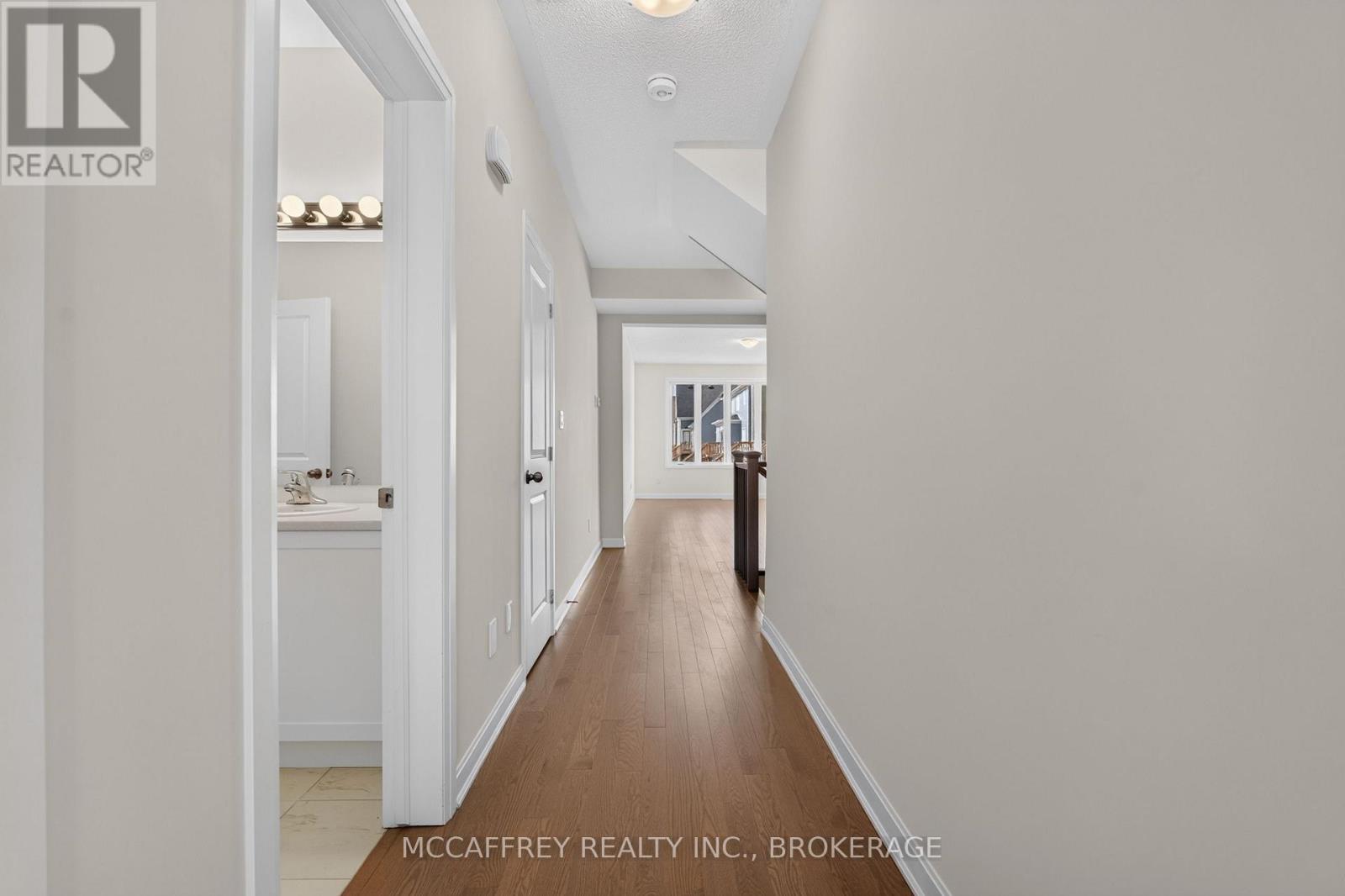 19 Oakmont Drive, Loyalist, Ontario  K0H 1G0 - Photo 4 - X13882238