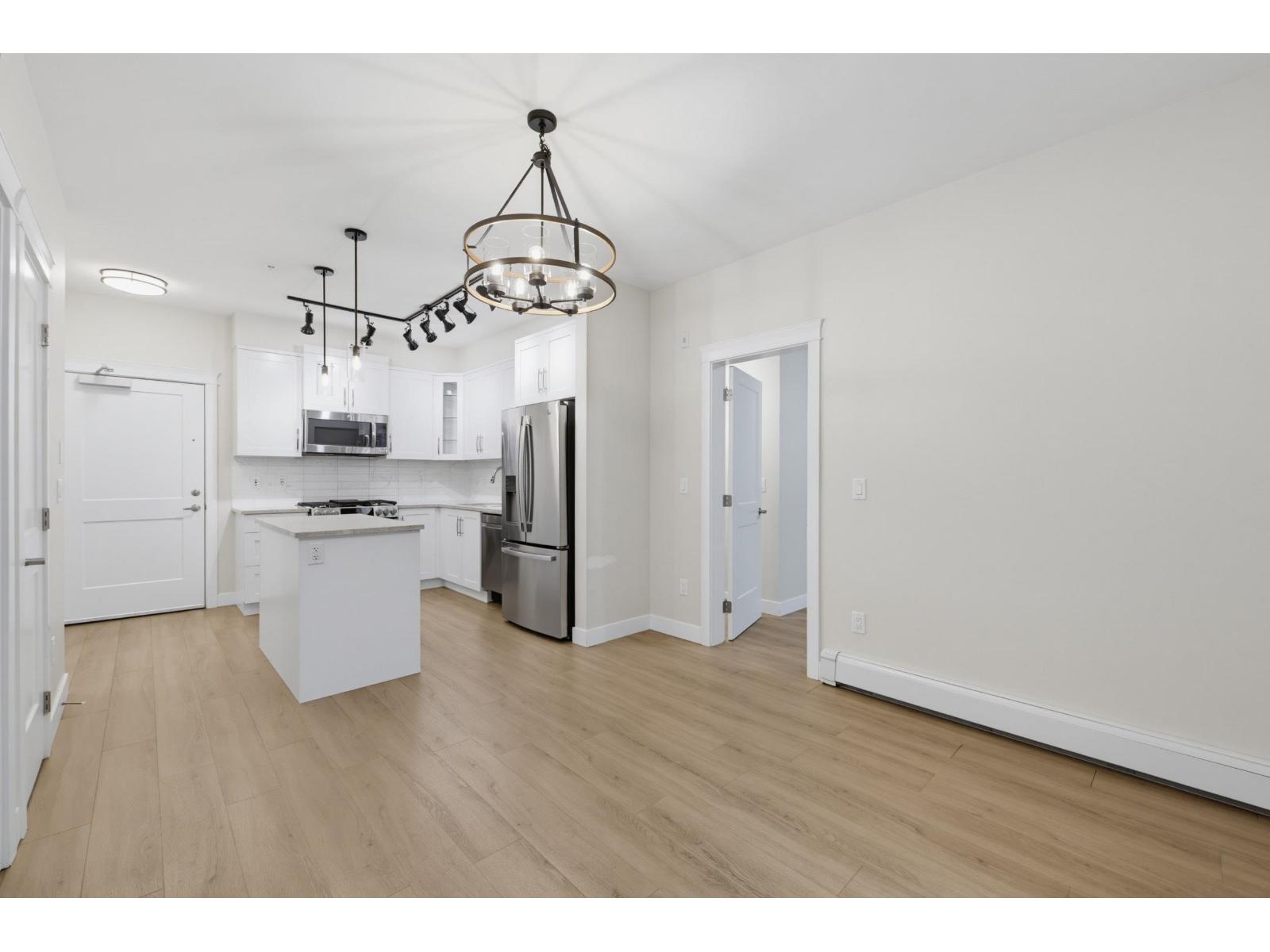 205 11077 RAVINE ROAD