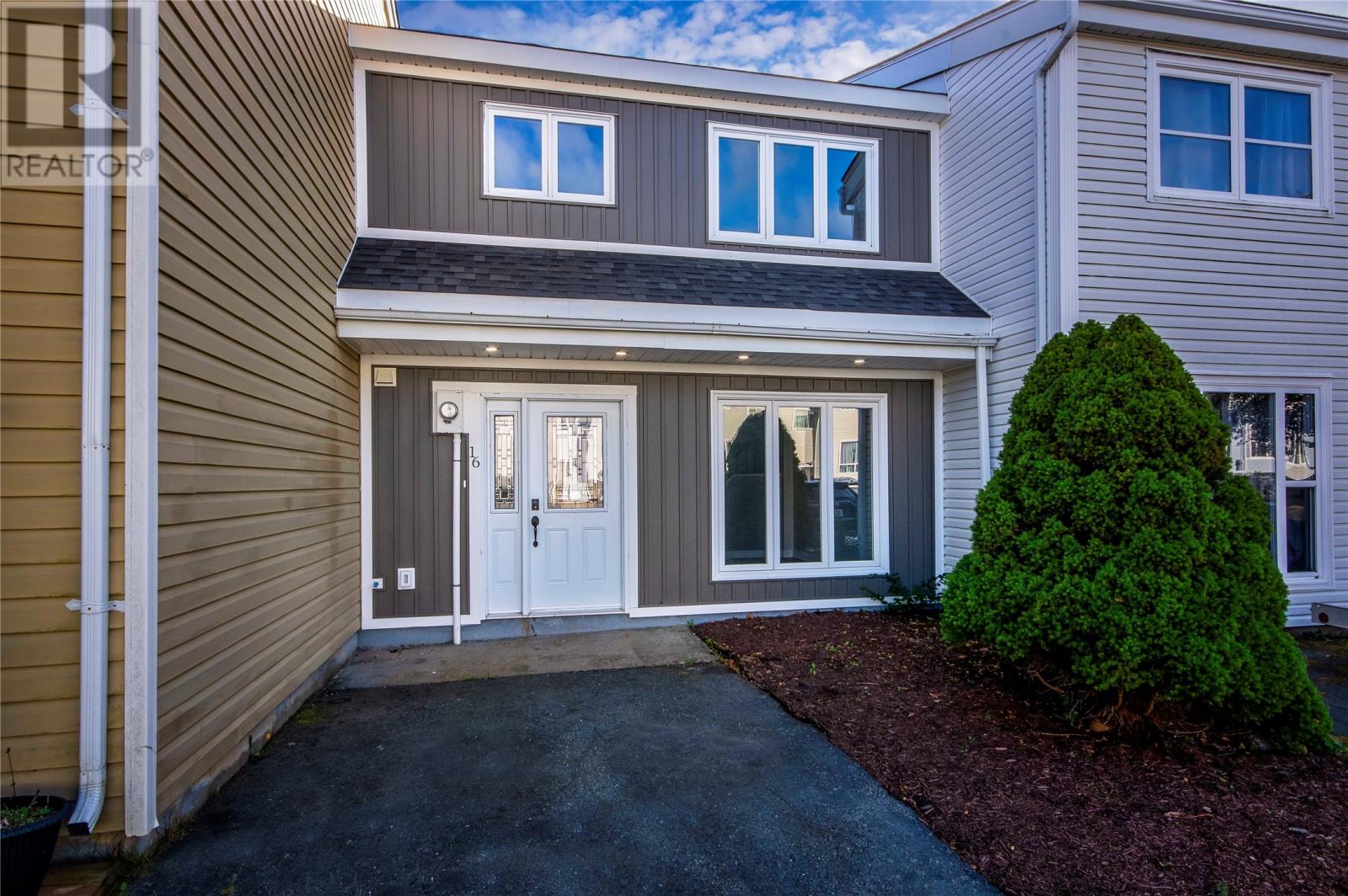 16 Woodford Drive, Mount Pearl, Newfoundland & Labrador