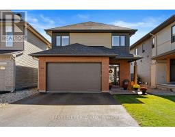 775 CARNELIAN CRESCENT, Ottawa, Ontario