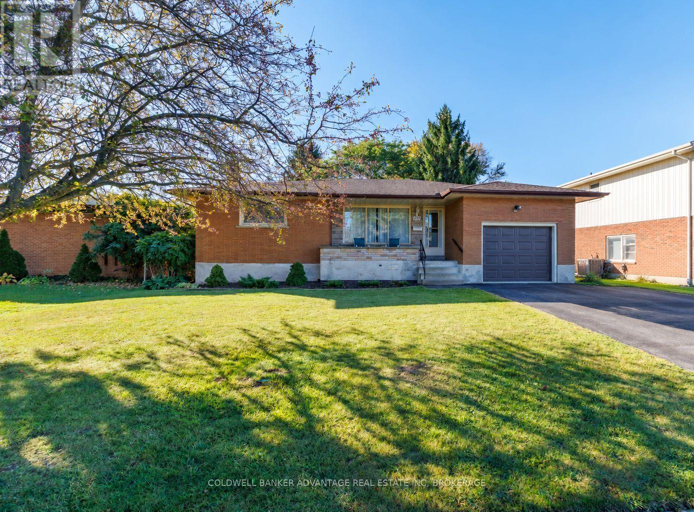 231 Price Avenue, Welland, Ontario L3C 3Z1 - Photo 2 - X13882296