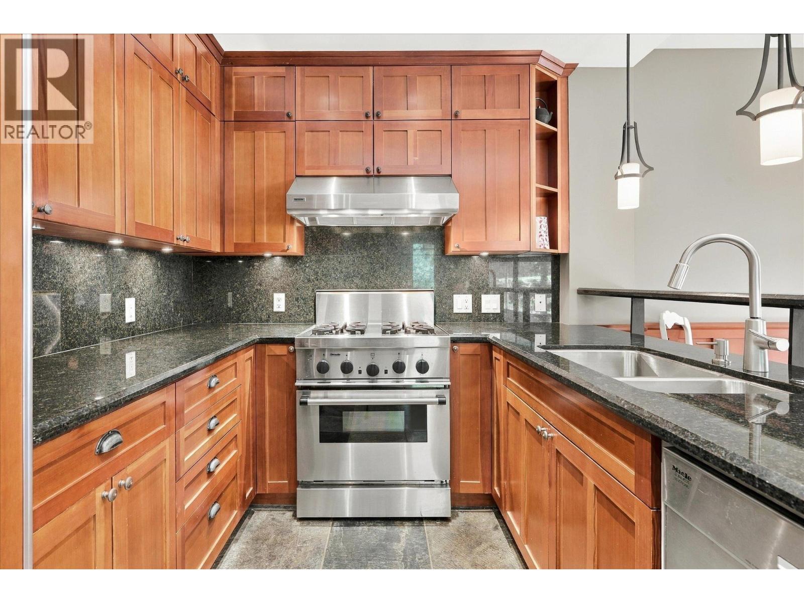 1 2500 Taluswood Place, Whistler, British Columbia  V8E 0R2 - Photo 13 - R3174127