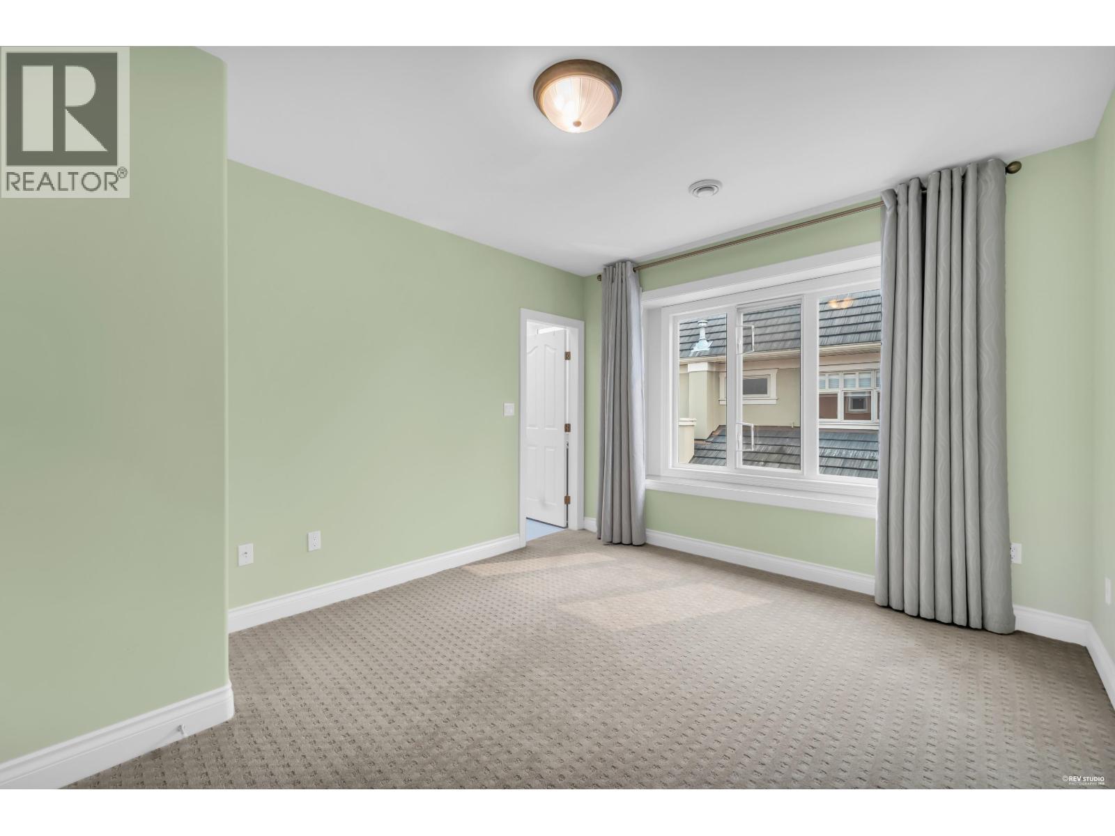 2498 W 22nd Ave Avenue, Vancouver, British Columbia  V6L 1M2 - Photo 28 - R3174152