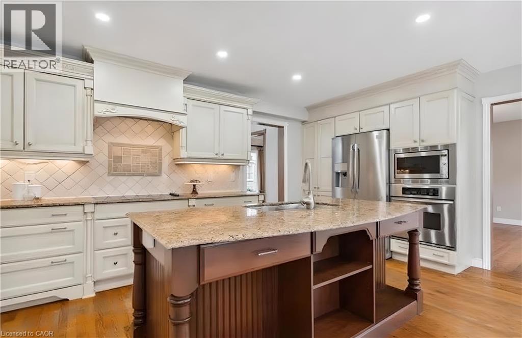 6654 Mockingbird Lane, Mississauga, Ontario  L5N 5J9 - Photo 10 - 40870395