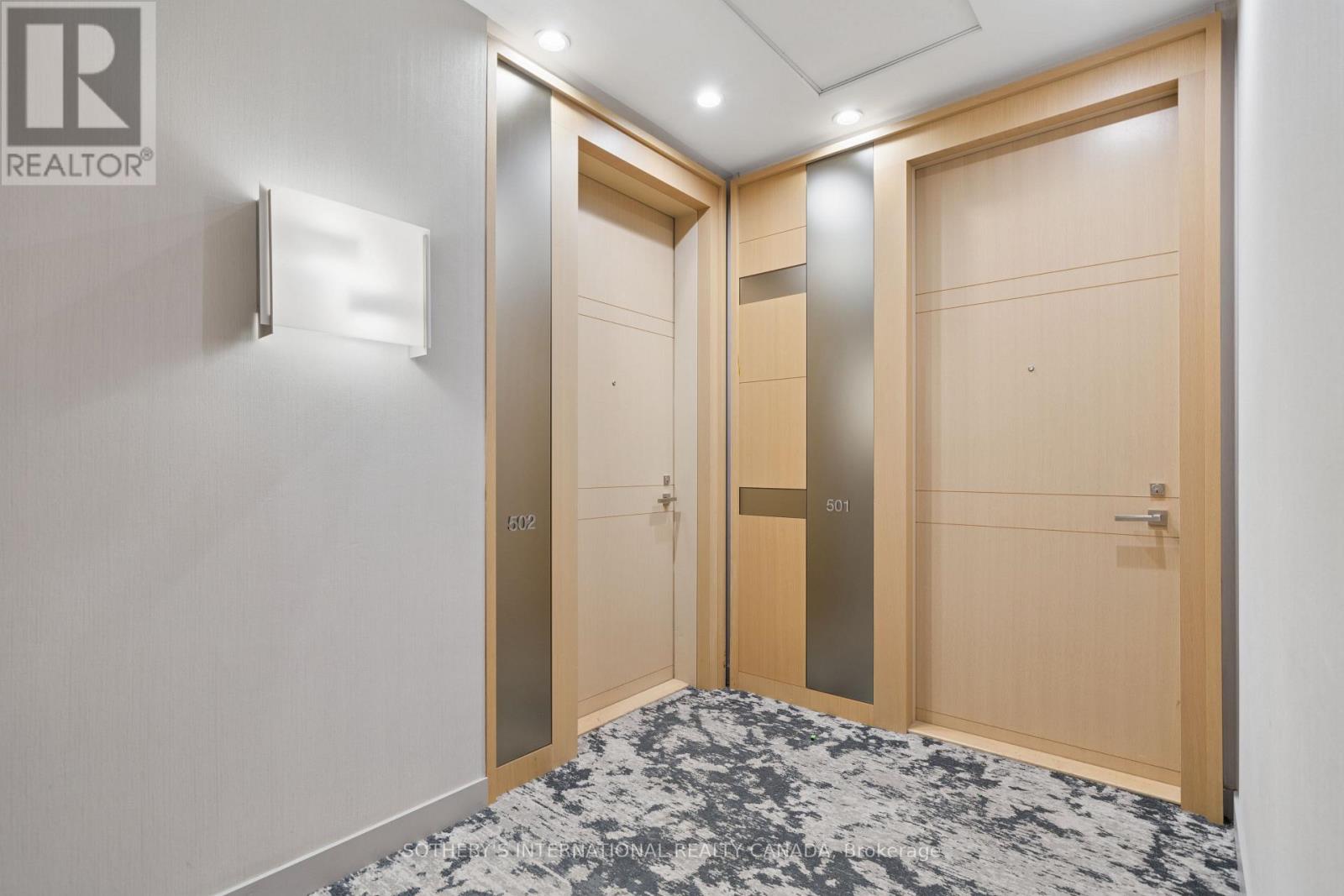 502 - 39 Queens Quay E, Toronto, Ontario  M5A 0A4 - Photo 2 - C13882226