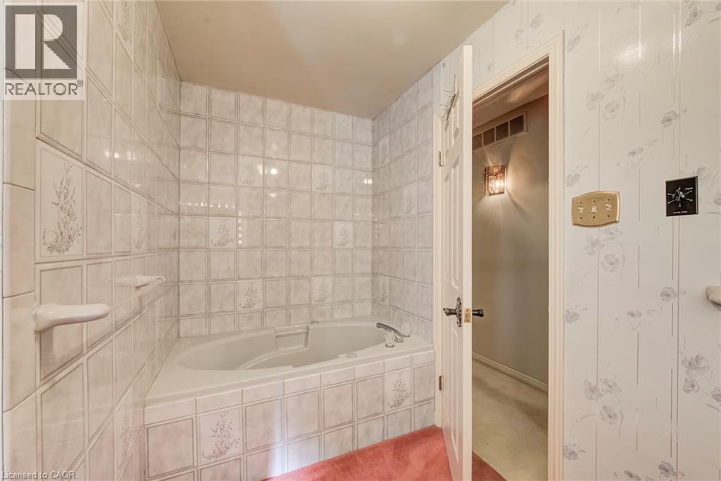 44 Greensview Drive, Kitchener, Ontario  N2P 2E6 - Photo 25 - 40867040