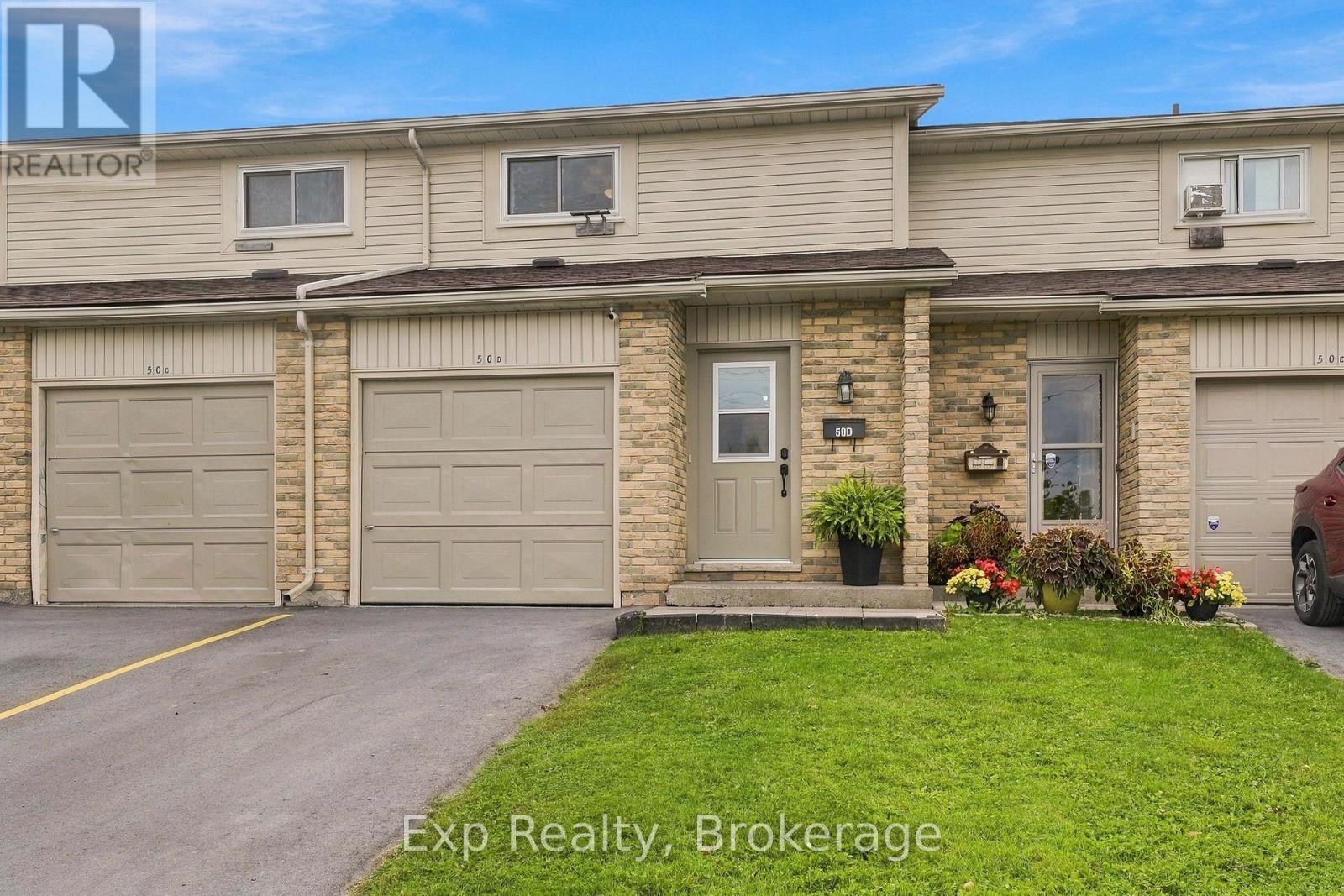 D - 50 Cascade Boulevard, Belleville, Ontario  K8P 4W1 - Photo 1 - X13882200