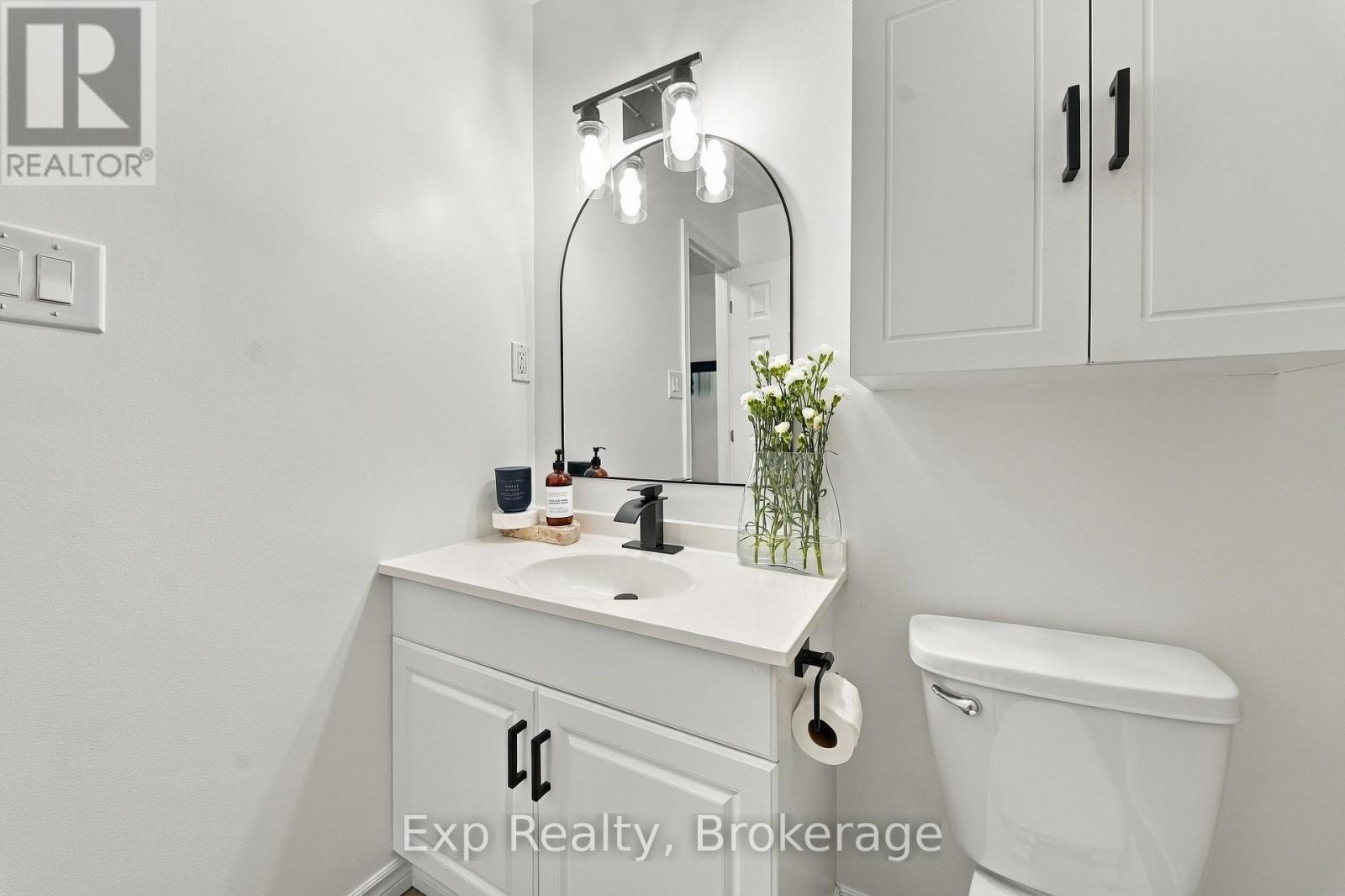 D - 50 Cascade Boulevard, Belleville, Ontario  K8P 4W1 - Photo 25 - X13882200