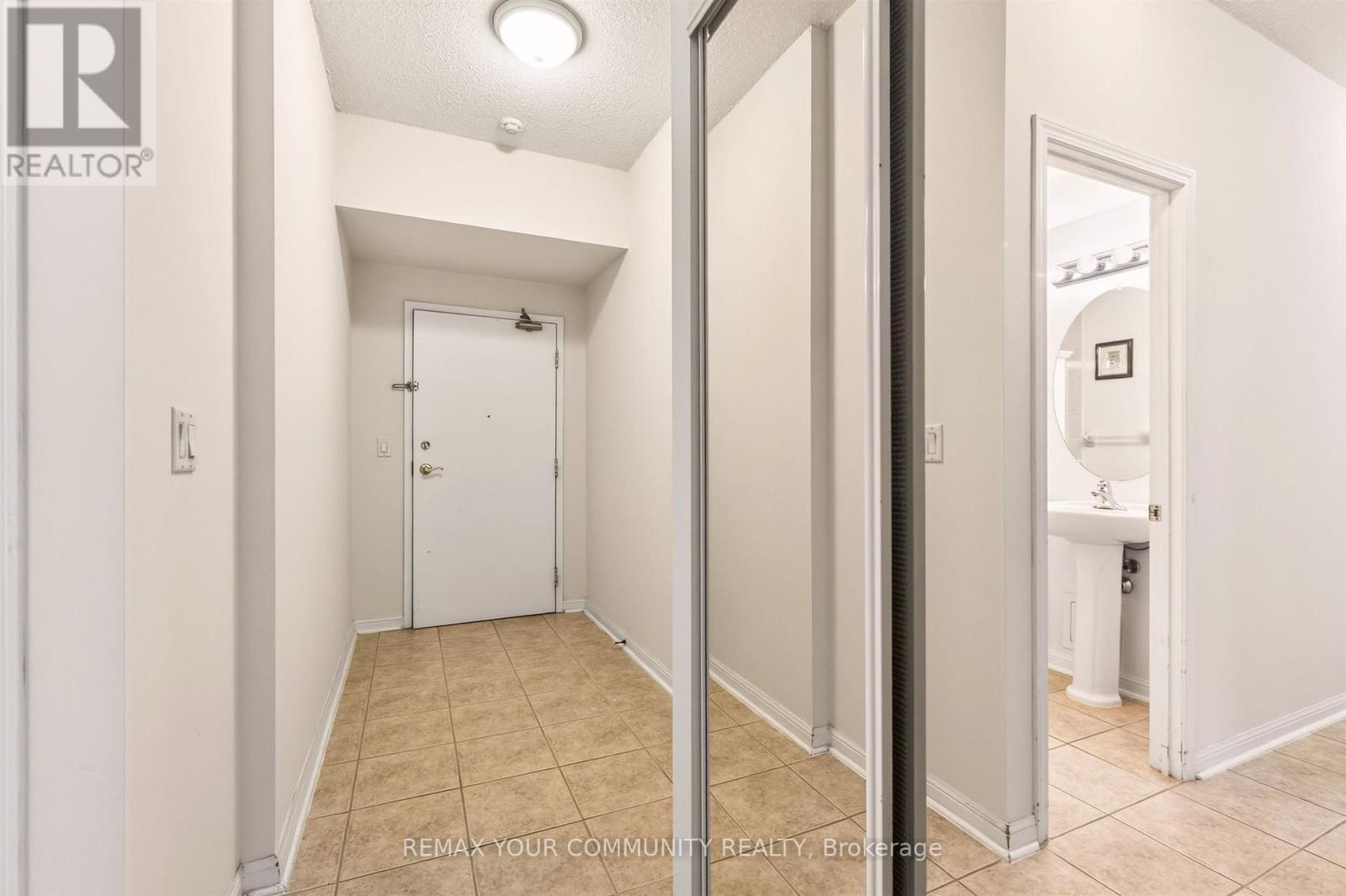 110 - 2500 Rutherford Road, Vaughan, Ontario  L4K 5N7 - Photo 9 - N13882242