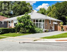 175 PENN AVENUE, Newmarket, Ontario